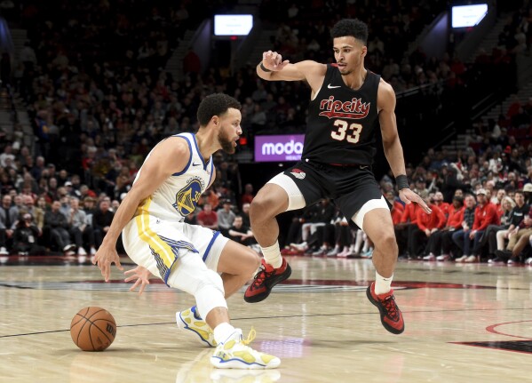 Stephen Curry s 3 pointer streak ends at 268 games in Warriors